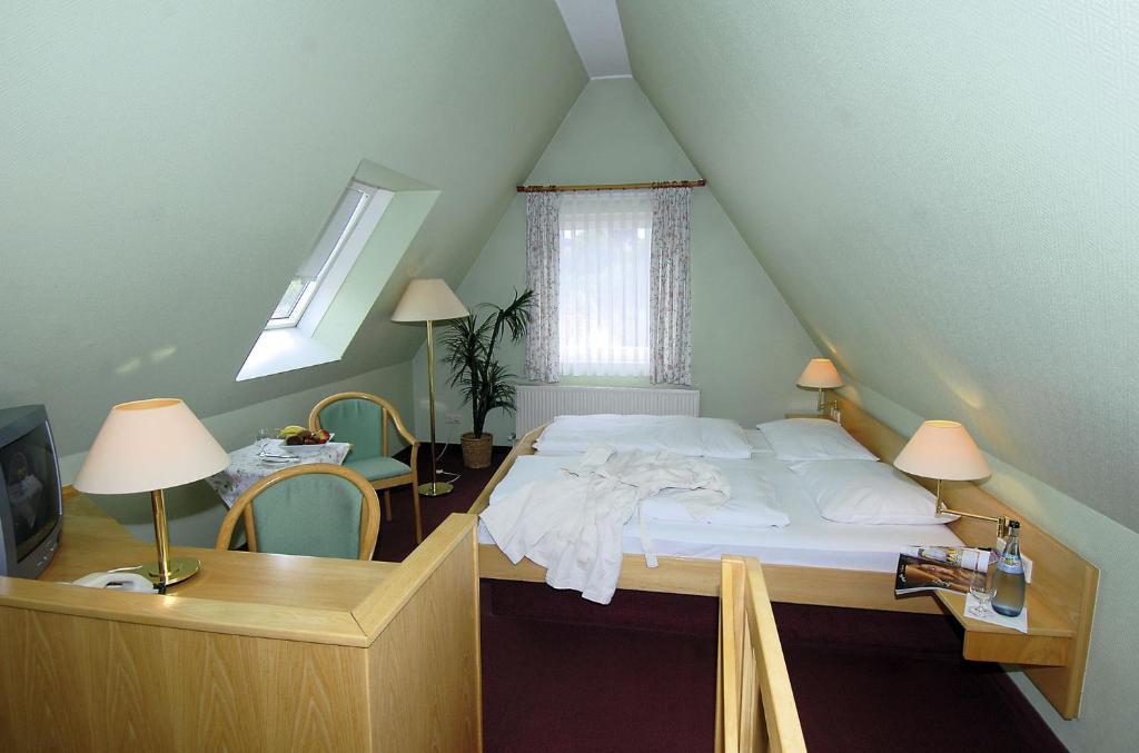 Landgasthof Hotel Roessle Waldenbuch Room photo